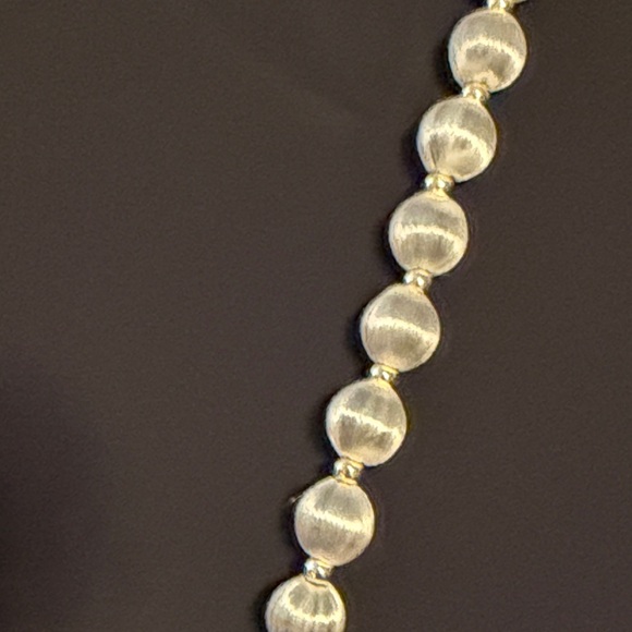 Elegant Silver Beaded Necklace approx 15” long - Picture 2 of 3
